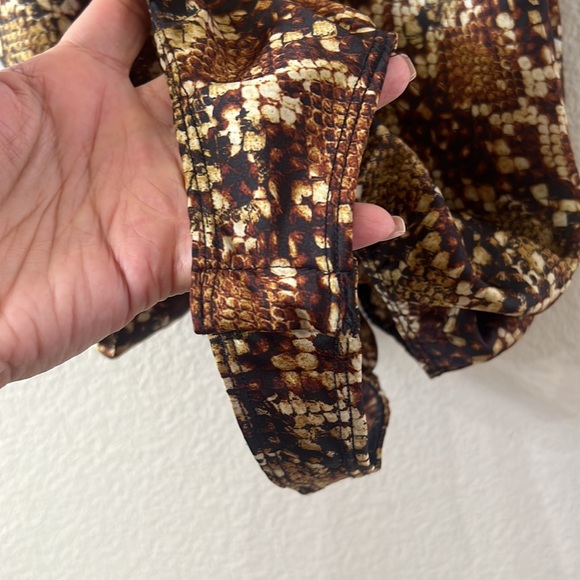 Intimately free snake print bodysuit. Size medium.New without tags. - Picture 3 of 7